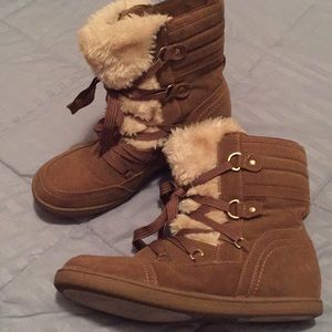 Guess winter boots